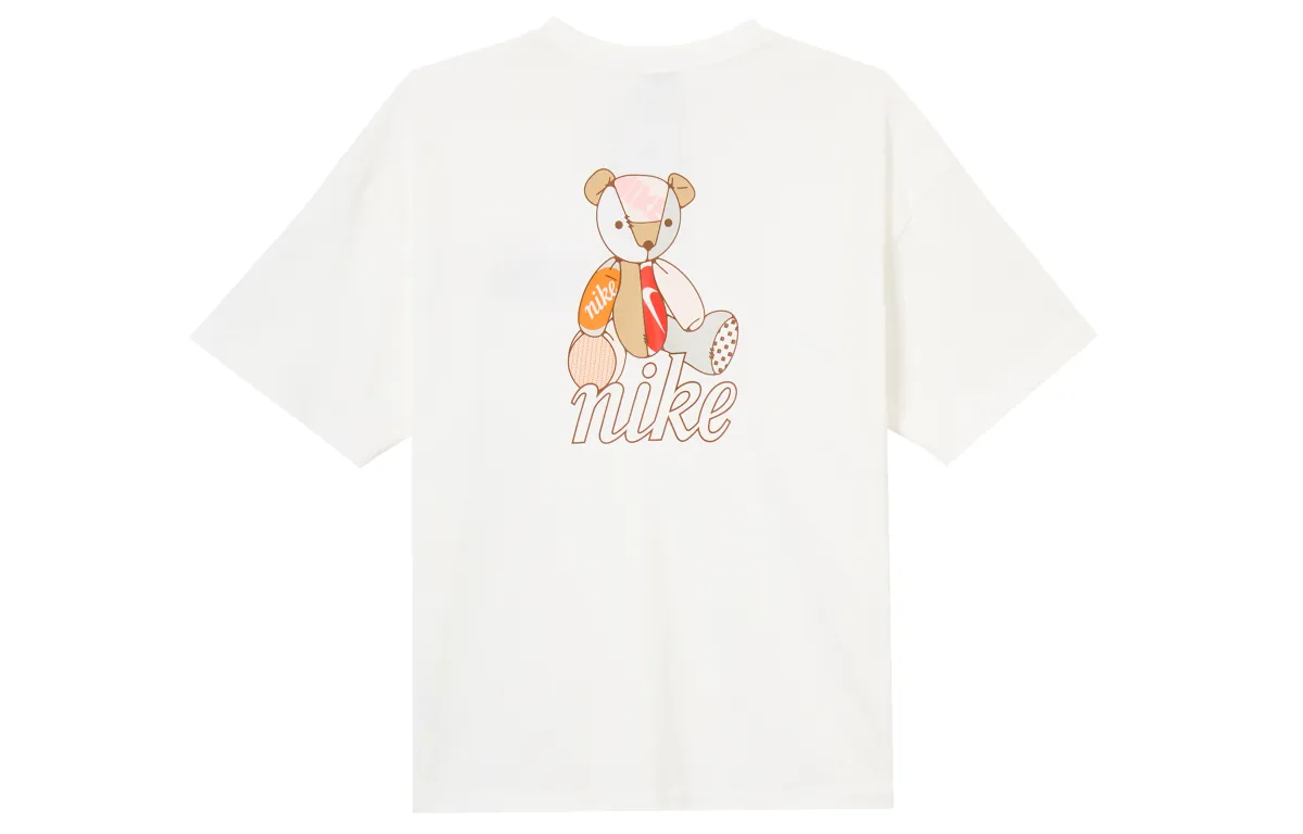 Nike T-Shirts Women's White Crew Neck Moderate Straight Fit