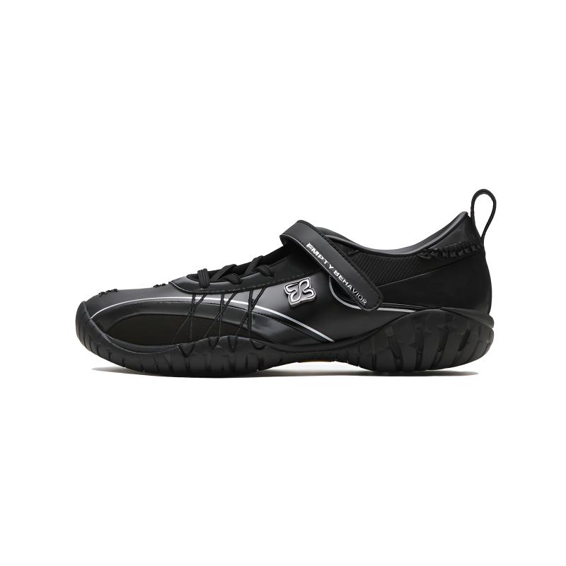 Женские туфли Anta SNEAKERVERSE SV 19SV Releve (черные)