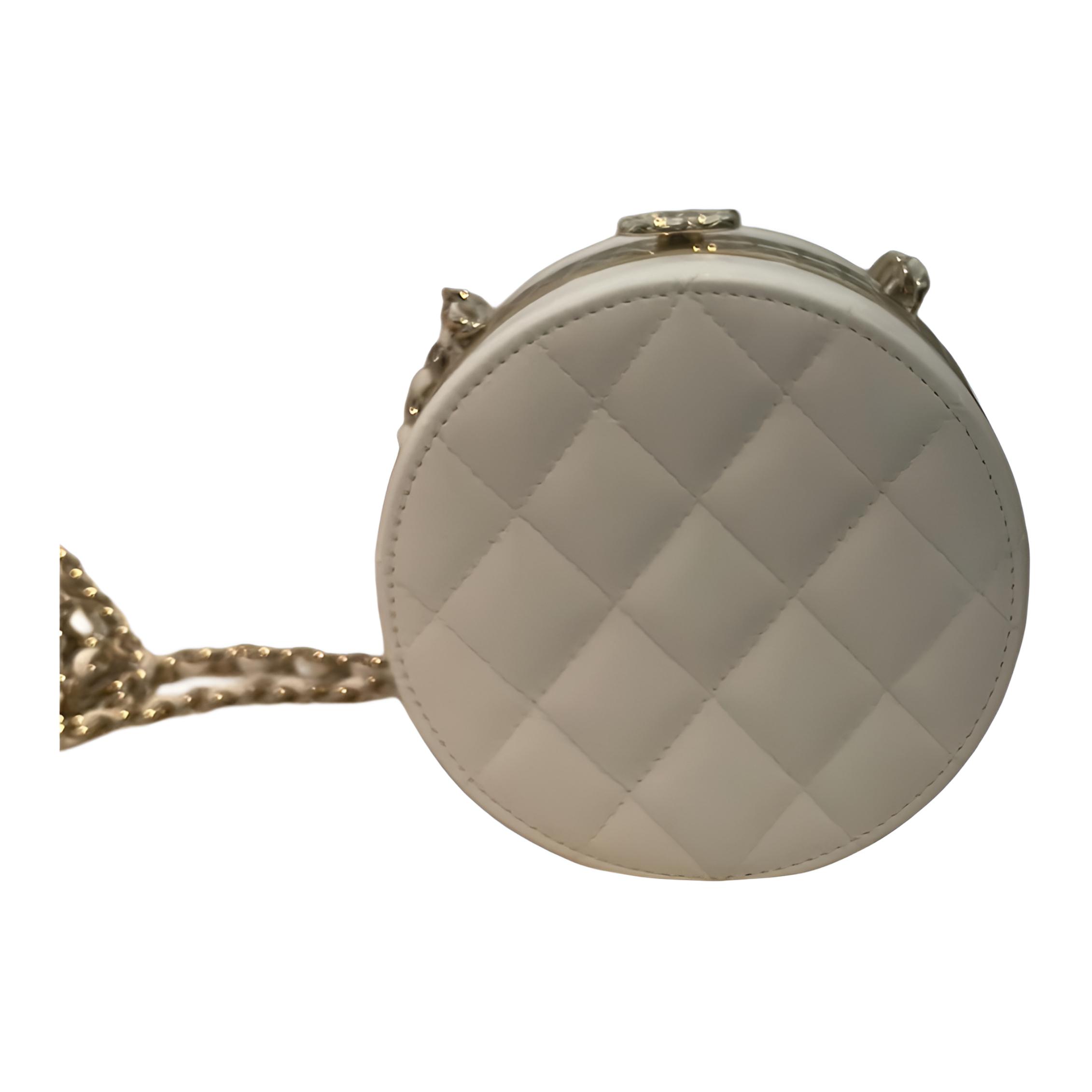 Сумки Chanel (белые)