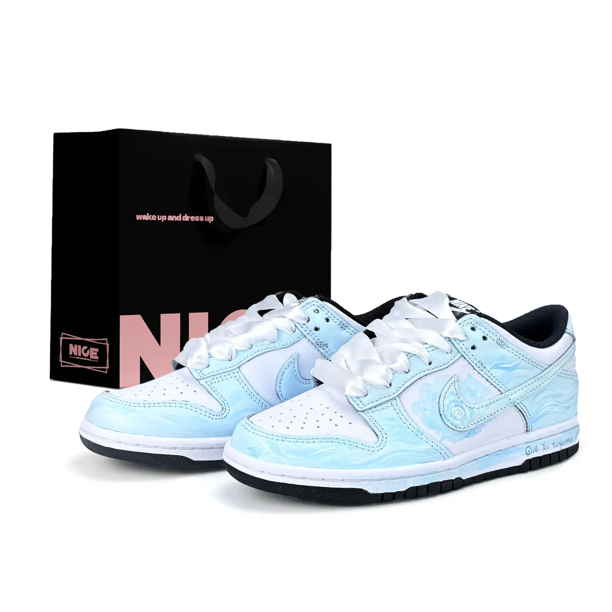 Nike Dunk Abrasion Resistant Low top Skateboard Shoes Unisex Blue White