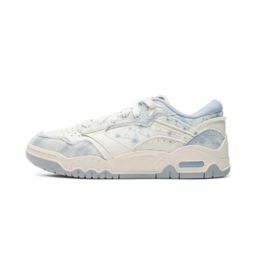 Li Ning Moon White 3 Skateboard Shoes Women's Low Top White, Blue