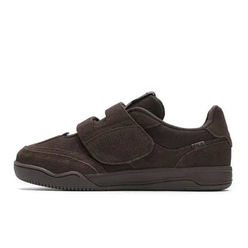 FILA Slantshot 98/23 VC Sticker Shoes Cushioning, Wear Resistant Low top Skateboard Shoes Women's Tan