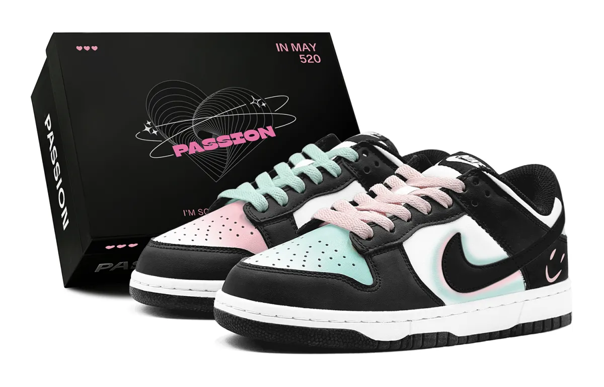 Nike Dunk Couple's, Phantom Smile, Mismatched Repainted, Graffiti, Gradient, Neon Low top Skateboard Shoes Men's