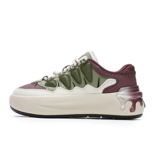 FILA CARROT 2 Abrasion Resistant Lightweight Breathable Height Increasing Low top Skateboard Shoes Women's White Purple