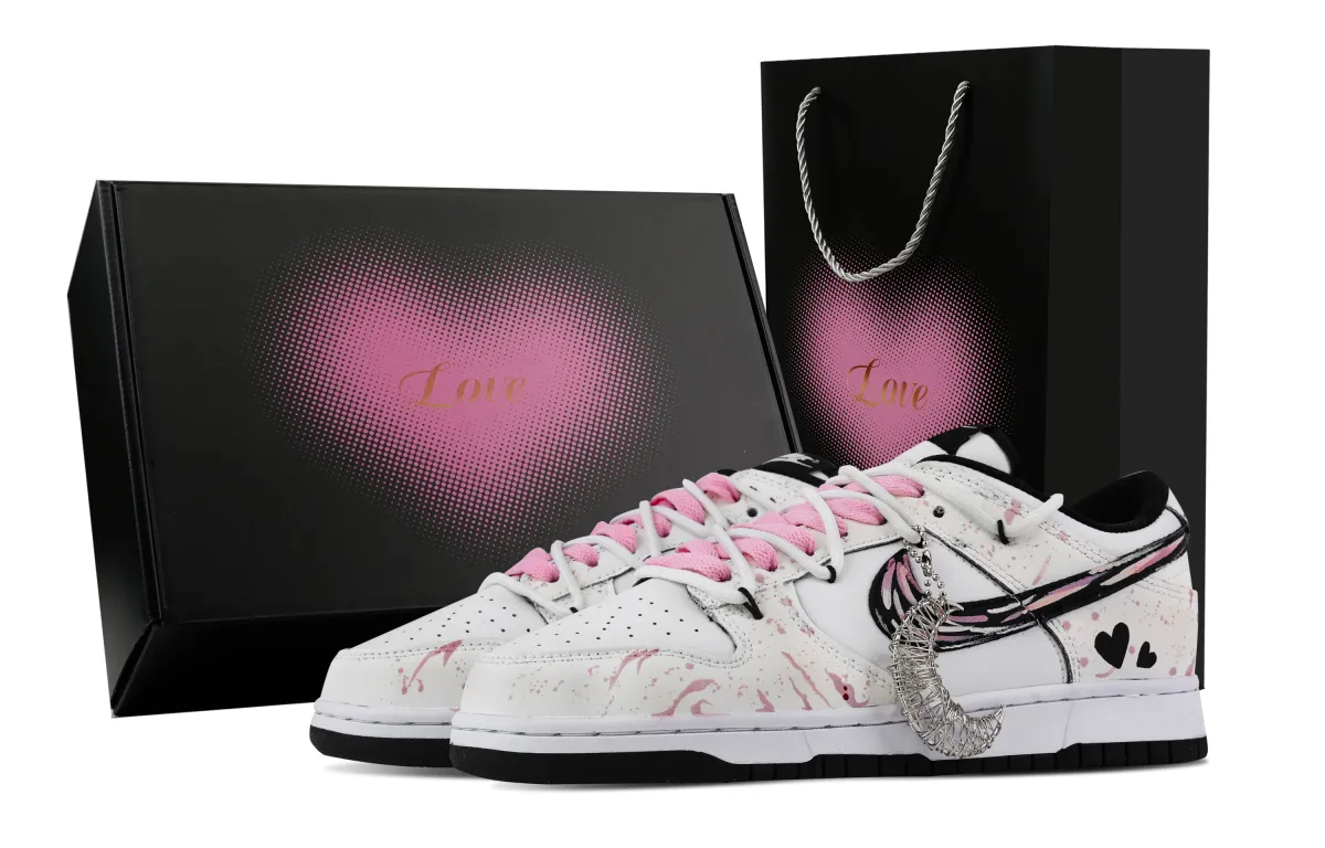 Nike Dunk Pink Mist Ink, Heart Box Abrasion Resistant Low top Skateboard Shoes Unisex Pink White