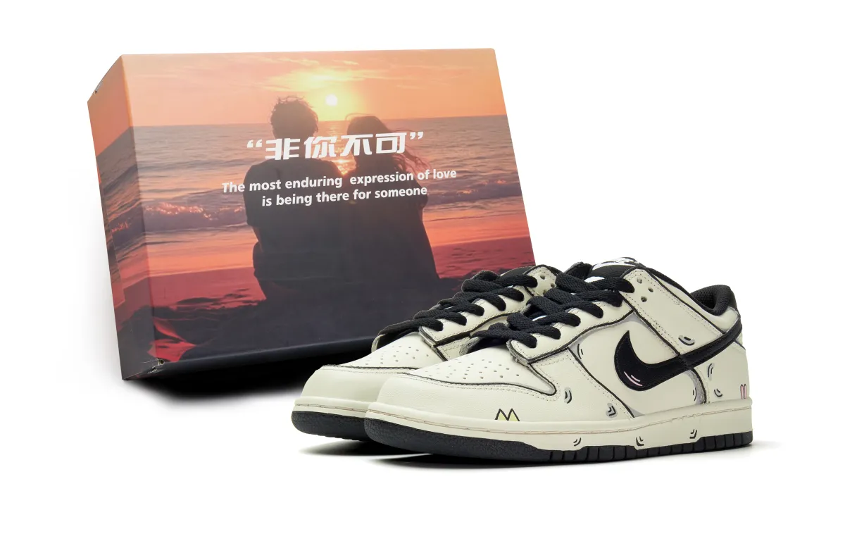 Nike Dunk Abrasion Resistant Low top Skateboard Shoes Unisex Beige Black