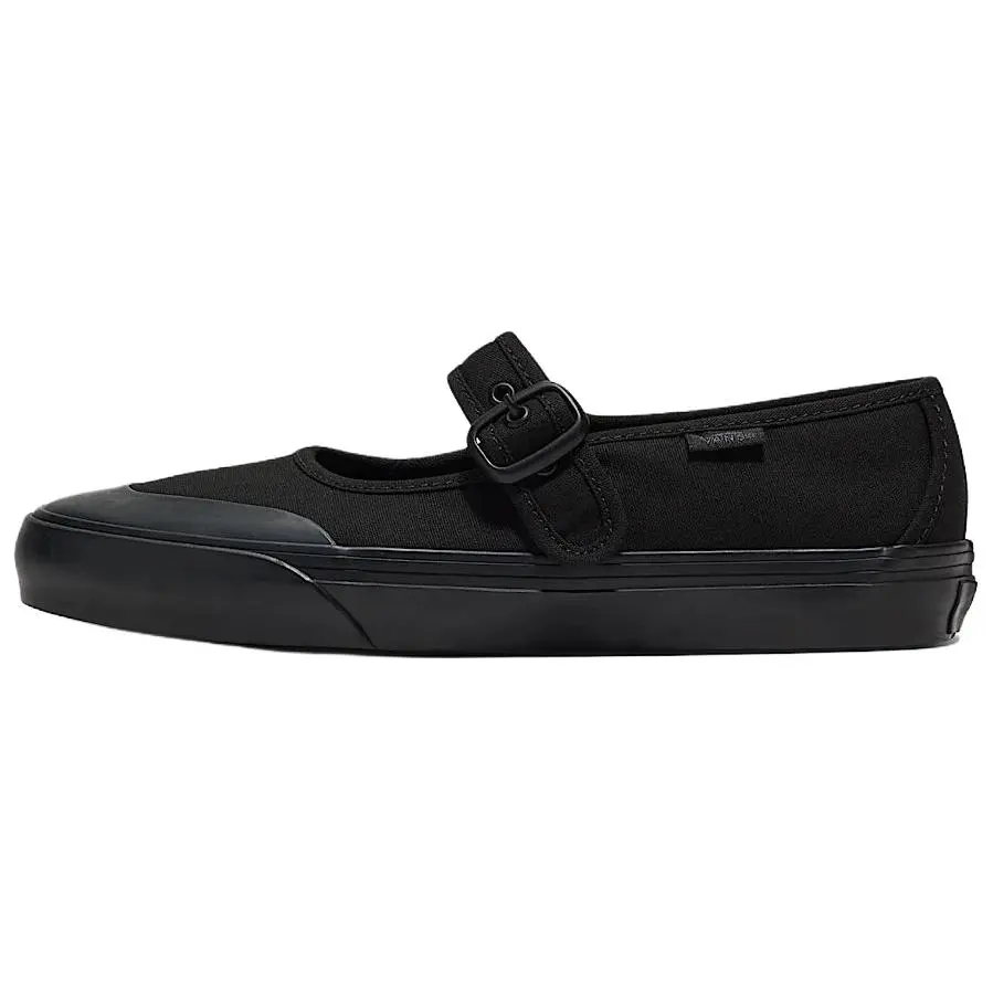 Mary Jane Vans 'Triple Black'