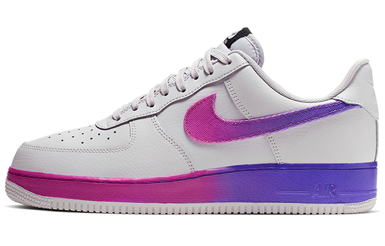 Кроссовки Nike Air Force 1 07 LV8 (сине-розовый градиент) — фото 1