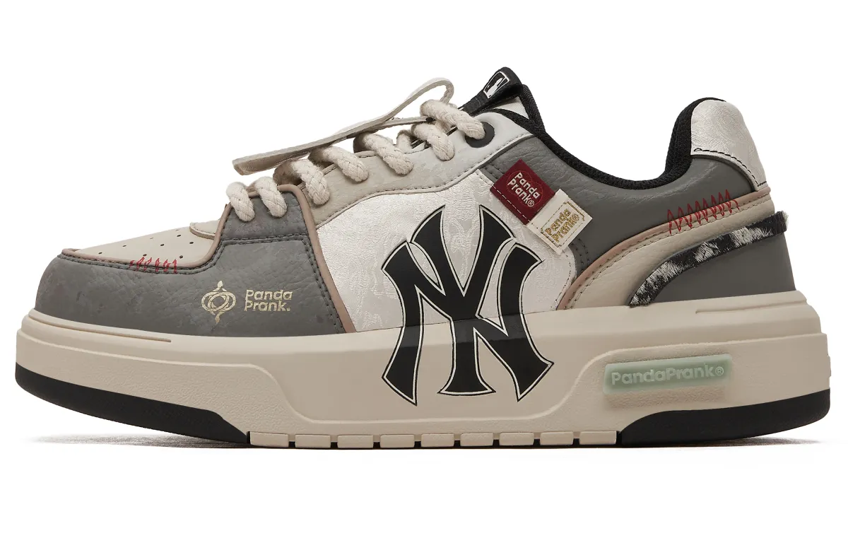 MLB New York Yankees Height Increasing Low top Skateboard Shoes Unisex Silver Brown