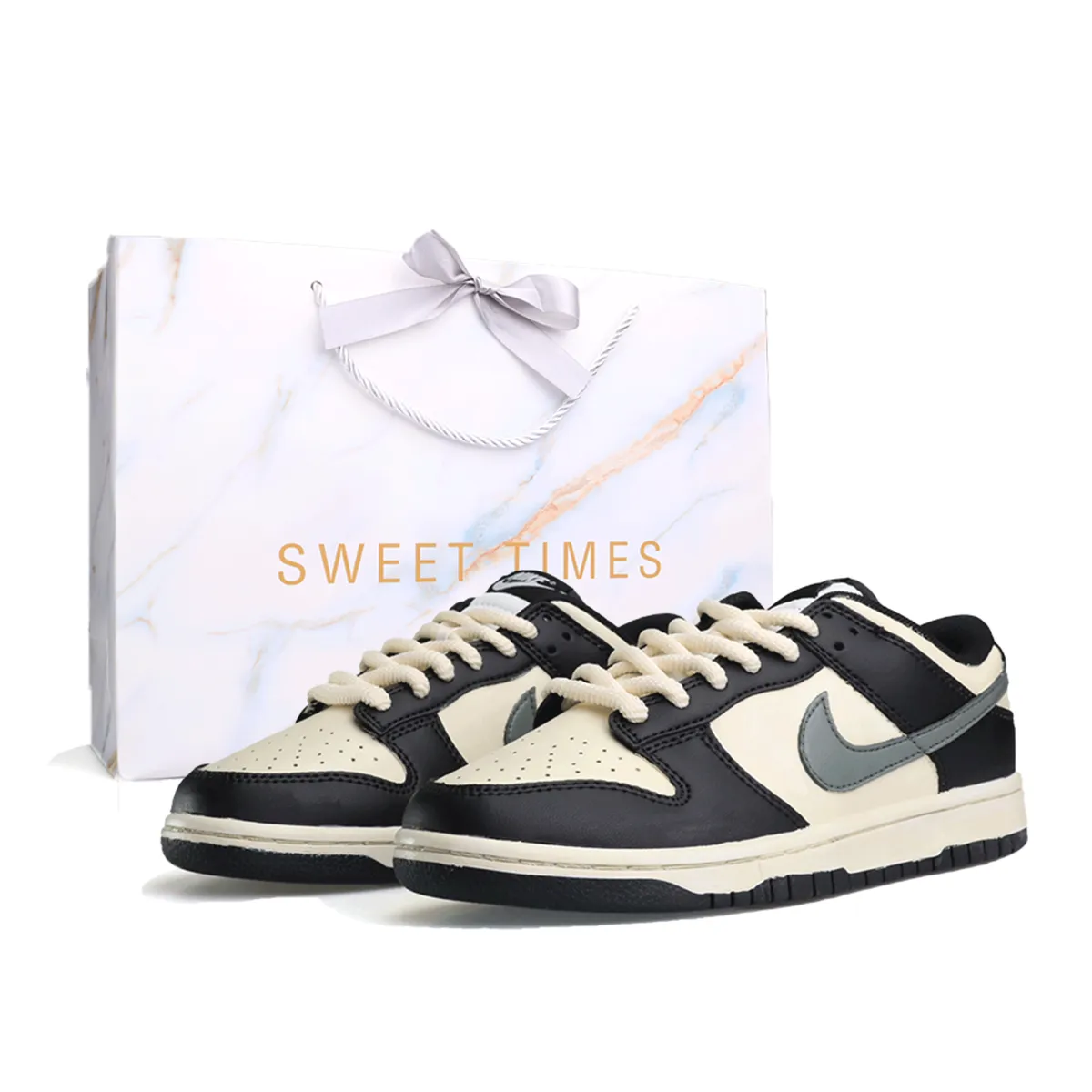Nike Dunk Vintage Distressed Shopping Bag Abrasion Resistant Low top Skate Shoes Unisex Beige White Black