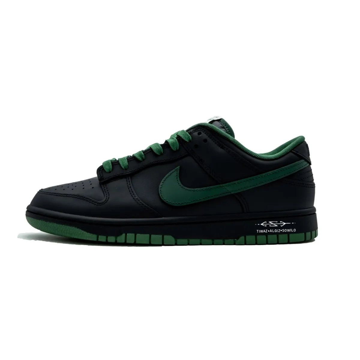 Nike Dunk Abrasion Resistant Abrasion Resistant Low top Skateboard Shoes Unisex Black Green