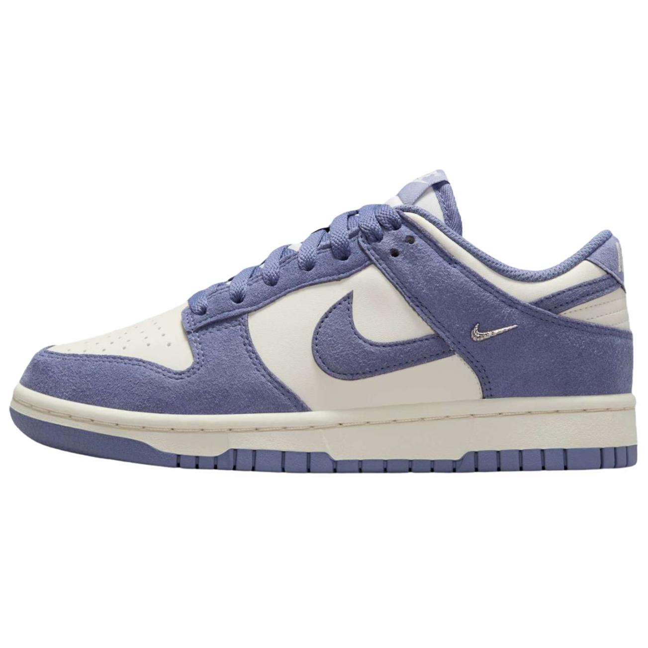Женские кеды Nike Mini Swoosh (бежево-синие)