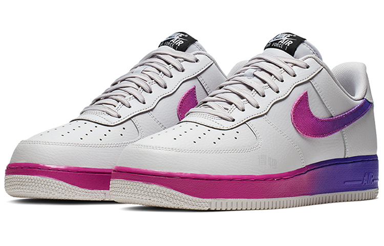 Кроссовки Nike Air Force 1 07 LV8 (сине-розовый градиент) — фото 2