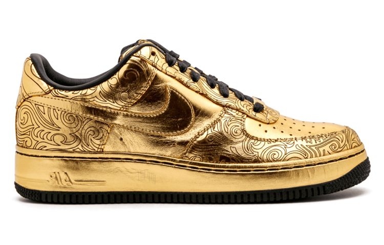 Мужские кроссовки Nike Air Force 1 Closing Ceremonies (золотой) — фото 2