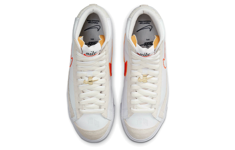 Женские кроссовки Nike Blazer 77 SE (бежево-красные) — фото 4