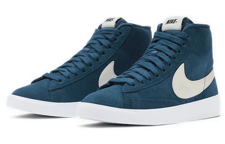 Женские кеды Nike Blazer Vintage Suede (сине-белые) — фото 3