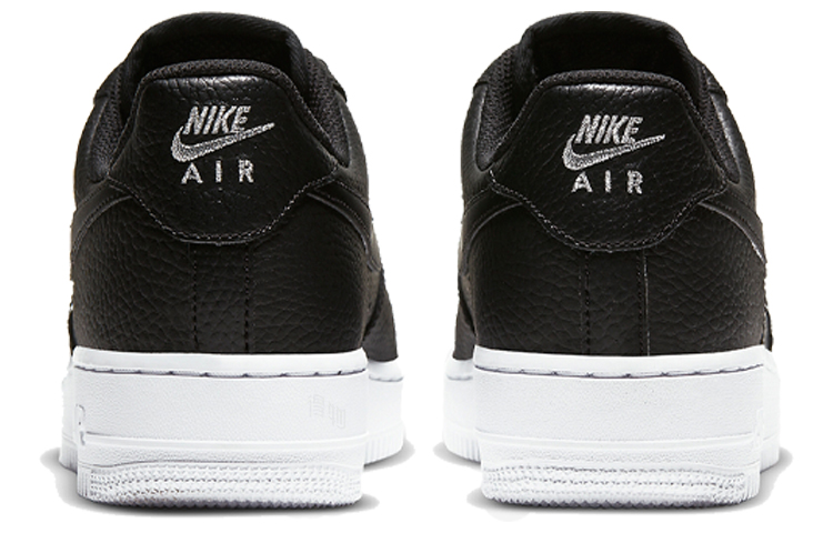 Женские кроссовки Nike Air Force 1 07 Essential (черно-серебряные) — фото 5