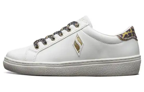 Skechers GOLDIE Lightweight Anti Slip Low top Skateboard Shoes Women's White