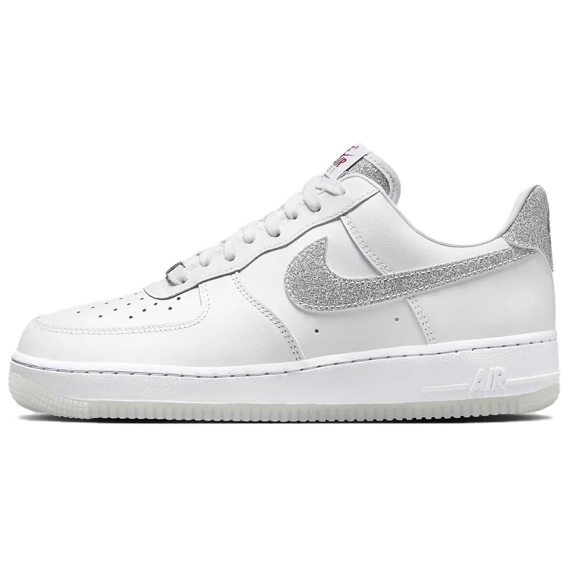 Женские кроссовки Nike Air Force 1 Low (бело-серые)