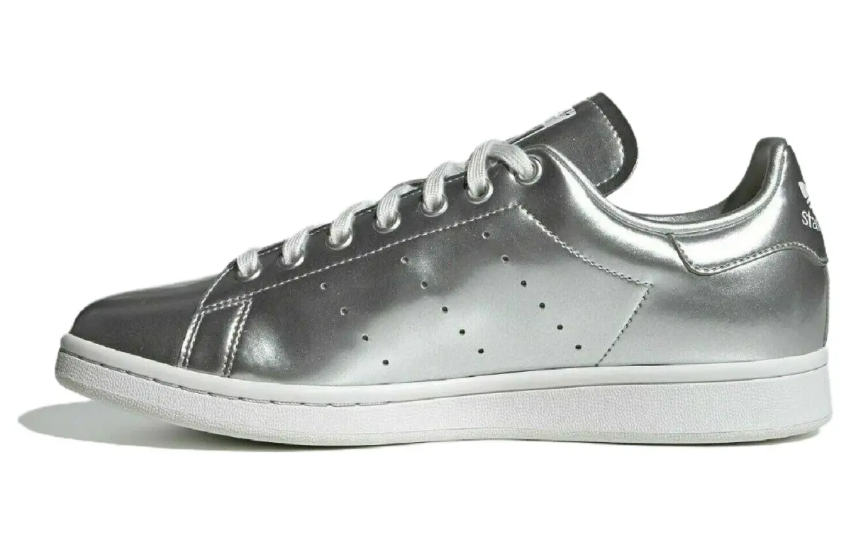 Adidas Originals Slip Resistant Cushioning Slip Resistant Cushioning Low top Skateboard Shoes Unisex Silver