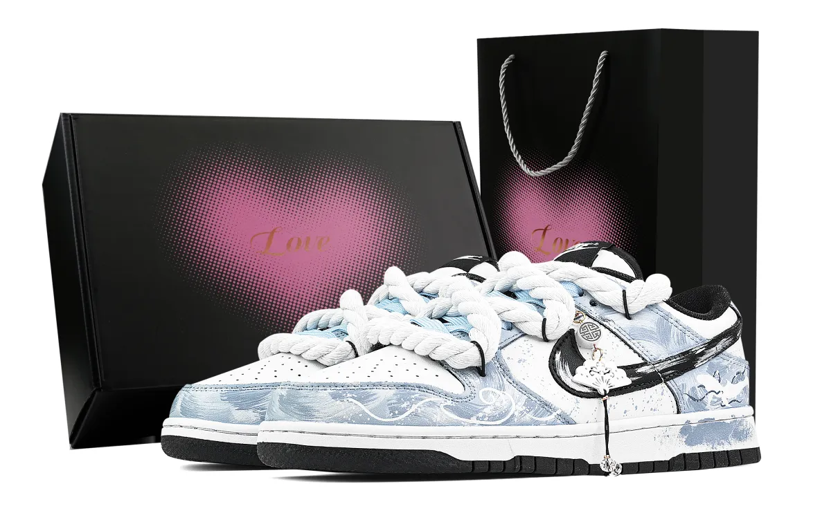 Nike Dunk Whale Tide Guardian Heart Box Abrasion Resistant Low top Skateboard Shoes Unisex Blue White