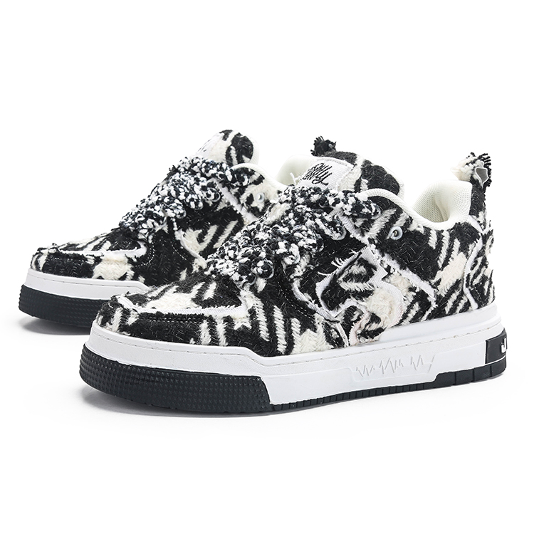 Jifffly Abrasion Resistant Low top Skateboard Shoes Unisex