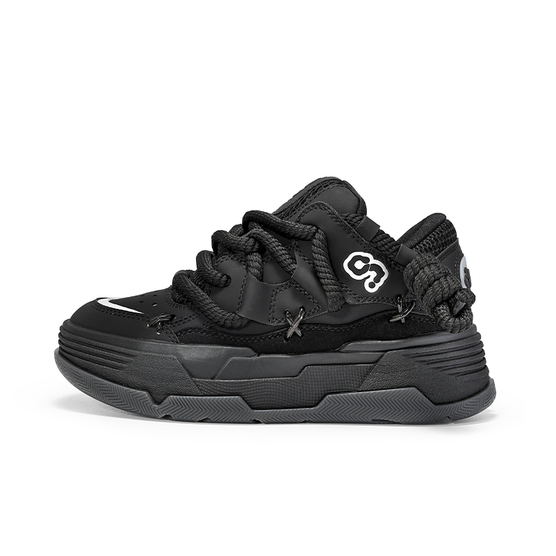 CN Skate Black Warrior Coverage Slip Resistant Abrasion Resistant Lightweight Breathable Height Increasing Low top