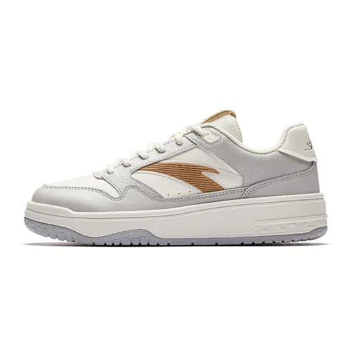Anta Street Rebel 3 Abrasion Resistant Height Increasing Low top Skateboard Shoes Men's White Gray Brown