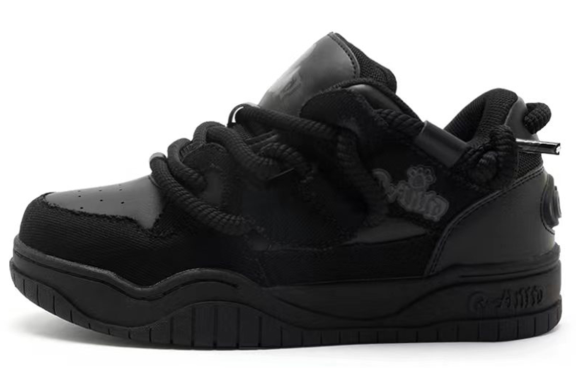 Q-AND Skateboarding Shoes Unisex Swag