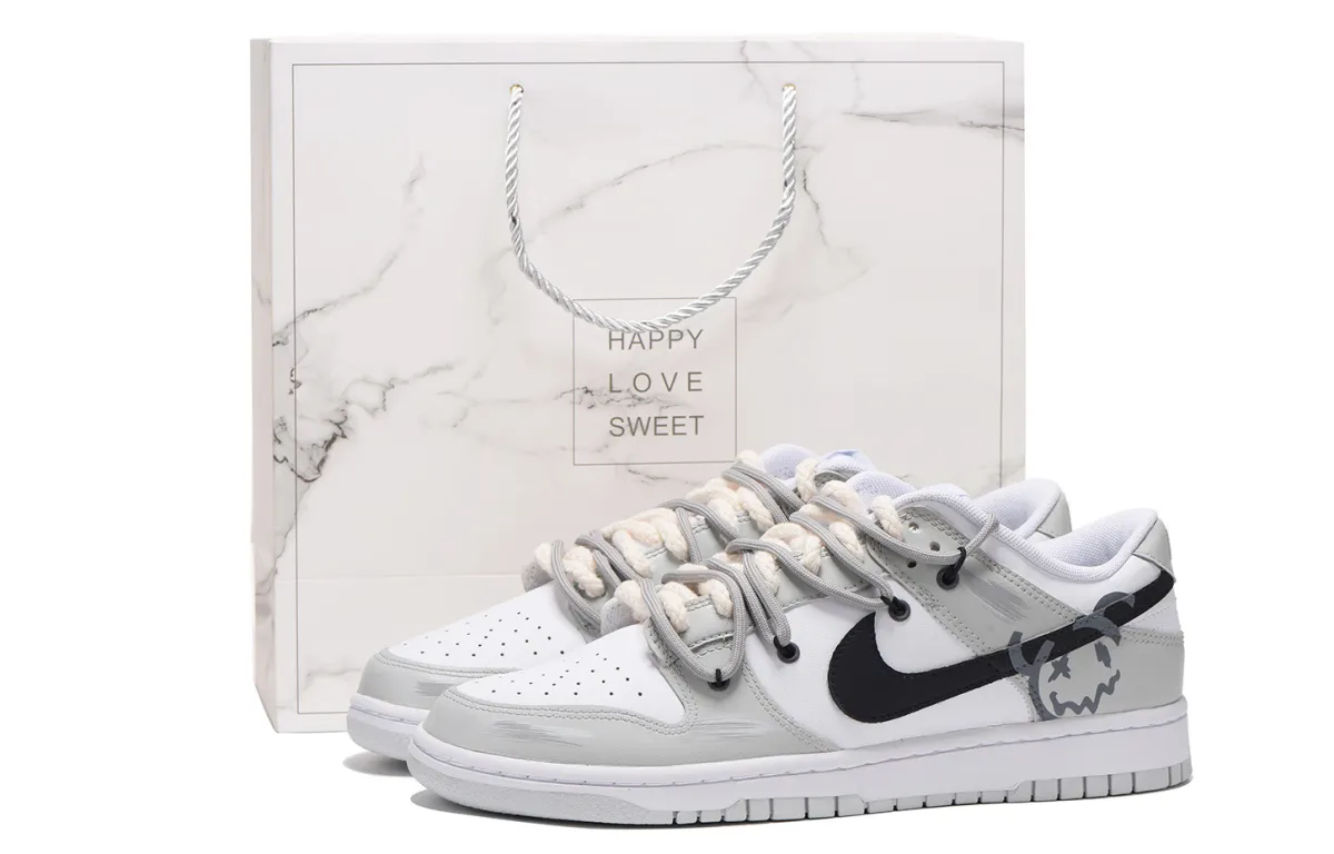 Nike Dunk Leather Coverage Slip Resistant Impact Resistance Abrasion Resistant Low top Skateboard Shoes Men's Gray