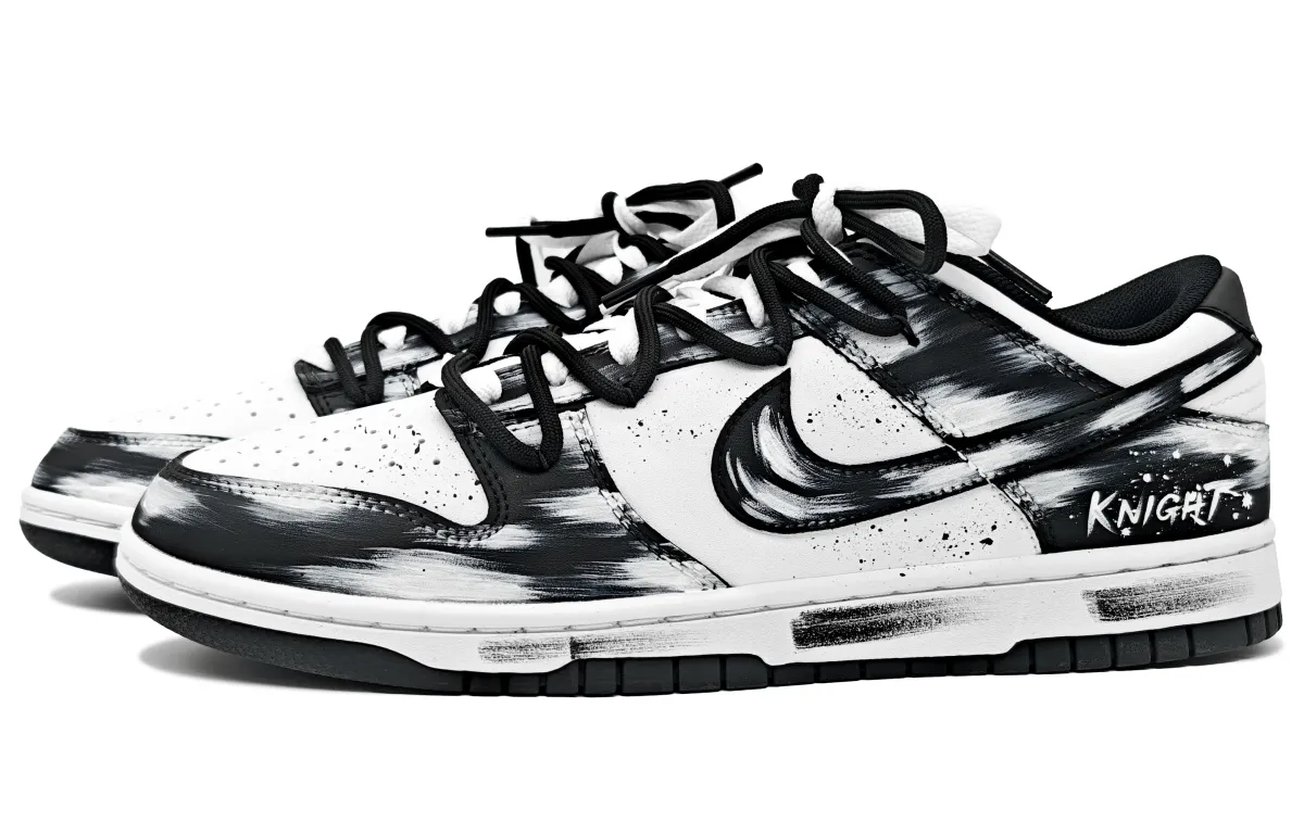 Nike Dunk Abrasion Resistant Low top Skateboard Shoes Men's Black White