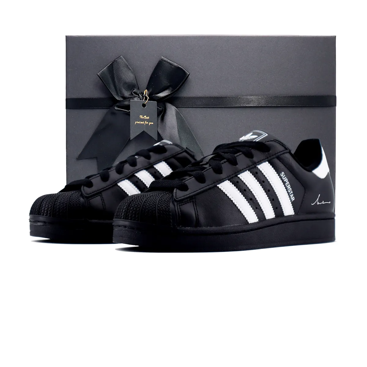 Adidas Originals SUPERSTAR Low top Skateboard Shoes Unisex Black White