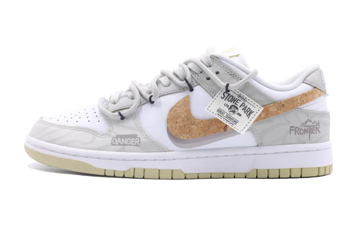 Nike Dunk Slip Resistant Abrasion Resistant Low top Skateboard Shoes Men's Coffee