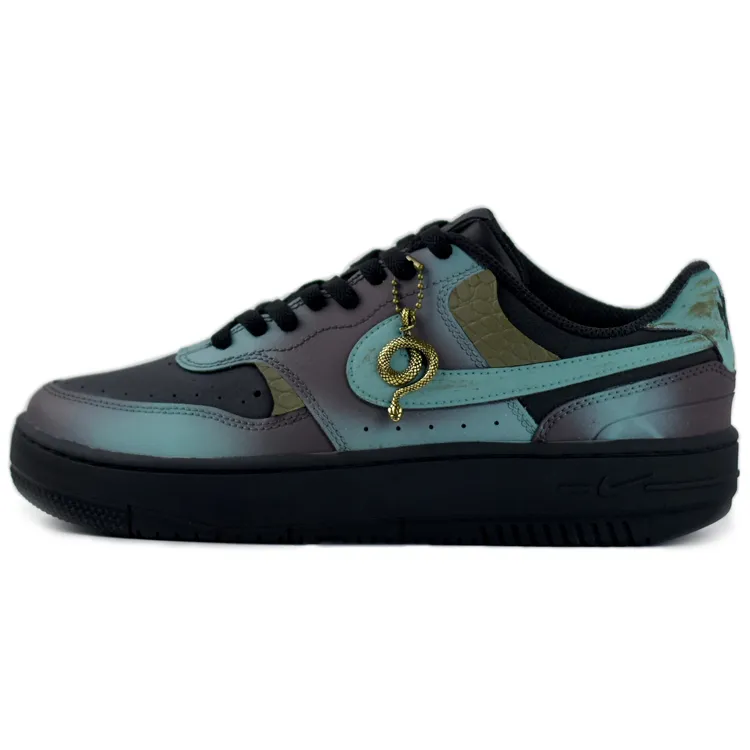 Nike Gamma Force Slip Resistant Low top Skateboard Shoes Women's Black Green