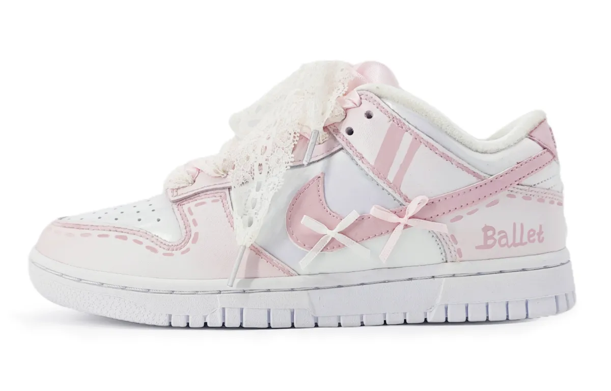 Nike Dunk SB Slip Resistant Abrasion Resistant Low top Skateboard Shoes Women's Pink White