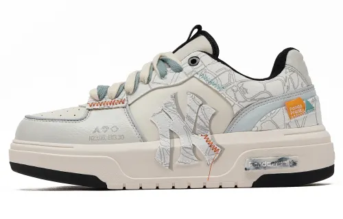 MLB Chunky Liner Panda Mischief, Parachute Preppy, Sky Casual Abrasion Resistant Low top Skateboard Shoes Unisex