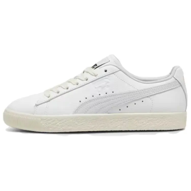 PUMA Clyde Low top Skateboard Shoes Unisex White