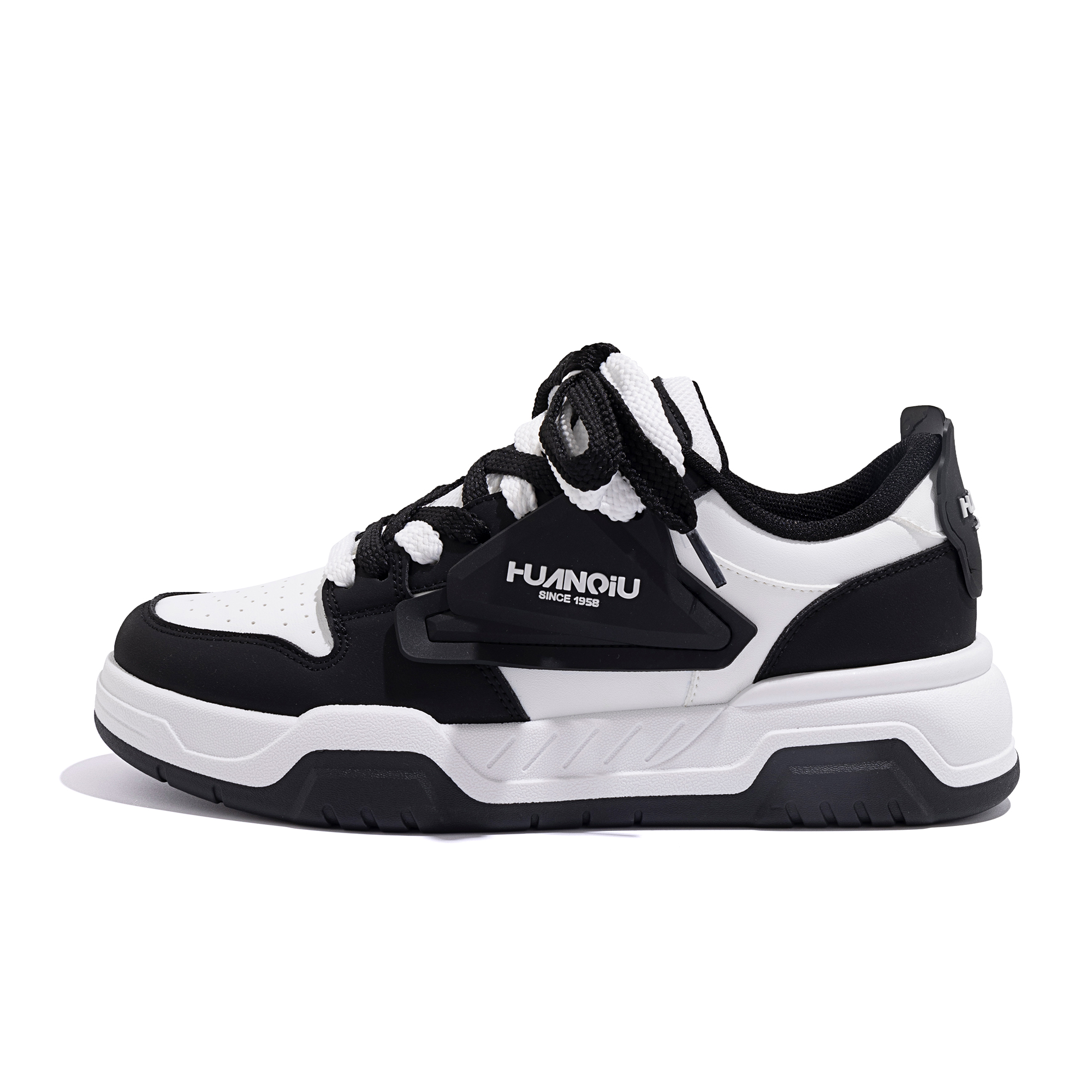 Global HUANQIU velvet and thickened second cotton, synthetic leather, Year of the Horse limited fashion, versatile, casual and trendy, retro Hong Kong style Korean style sneakers, black and white panda bread shoes, increased warmth and wrapping, low-top sneakers, same style for men and women, black