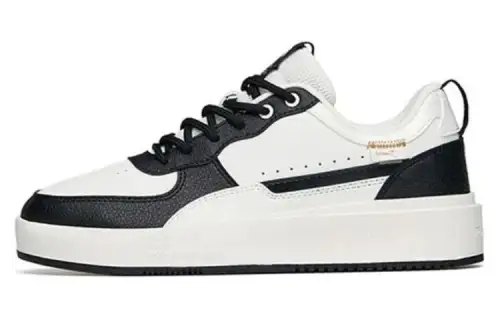 ANTA Women's Milk-in-Water Skate 'White Black'