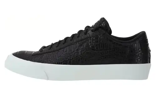 Nike Blazer Studio Low Black/Black/Summit White