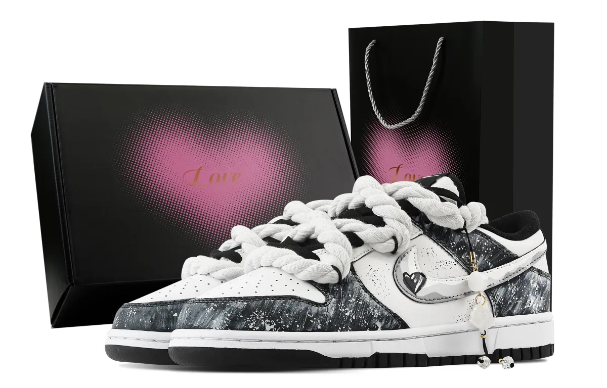 Nike Dunk Heart Rain, Heart Box Slip Resistant Abrasion Resistant Low top Skateboard Shoes Unisex Black White