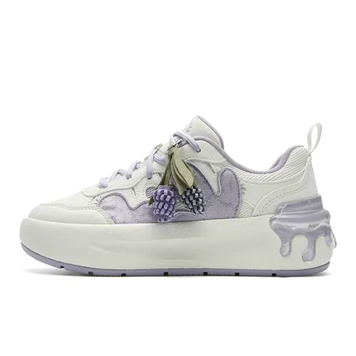 FILA Lightweight Breathable Height Increasing Low top Skateboard Shoes Women's White Purple