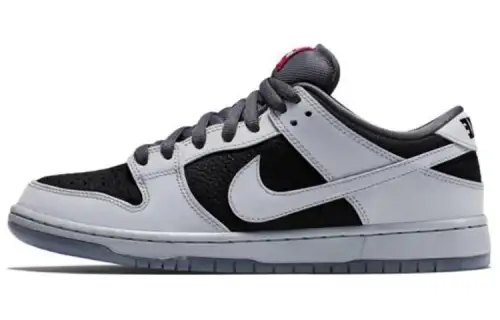 Nike SB Dunk Low Atlas 35MM Grey