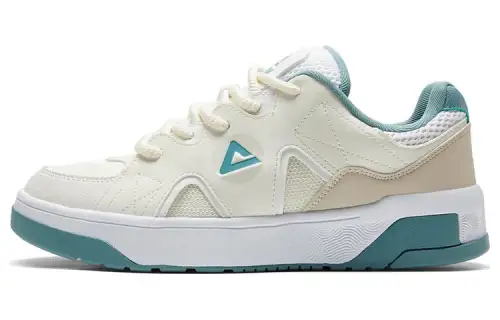 PEAK Yi Chen 3.0 Thermal Slip Resistant Low top Skateboard Shoes Women's Beige White Green
