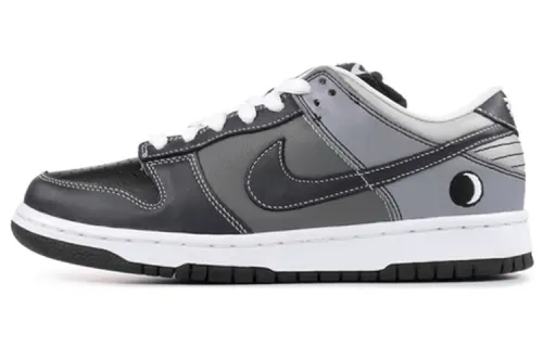 Nike Sb Dunk Low Lunar Eclipse East
