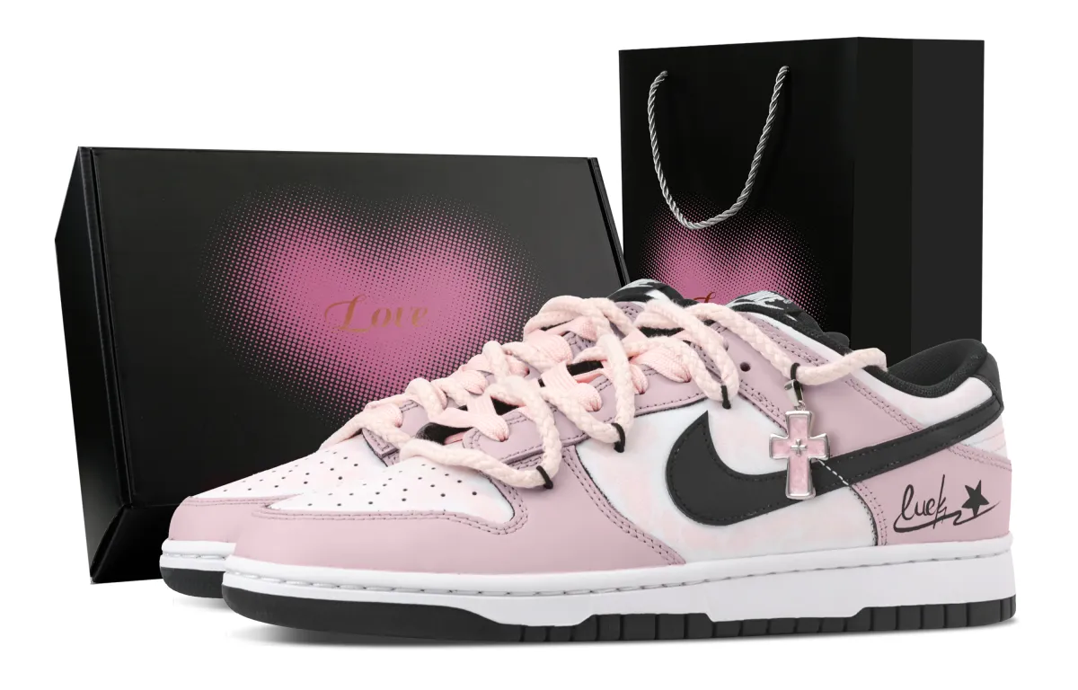 Nike Dunk Lucky Star Heart Box Abrasion Resistant Low top Skateboard Shoes Unisex Black Pink