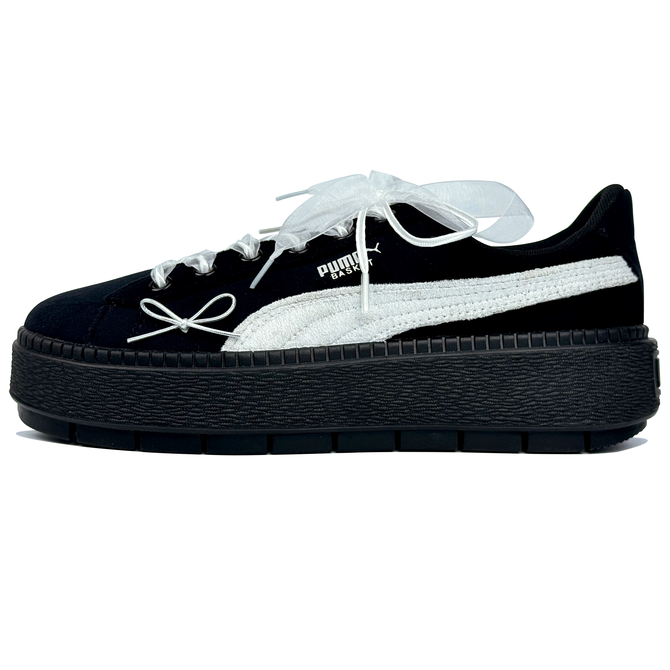 PUMA Platform Trace Slip Resistant Lightweight Non slip Lightweight Low top Skateboard Shoes Women's Black Silver