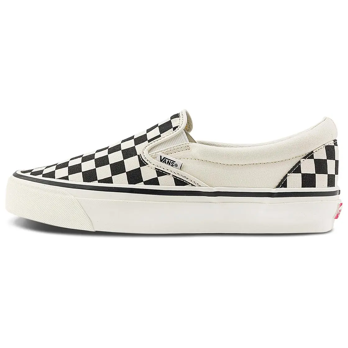 Vans Slip on Abrasion Resistant Abrasion Resistant Low top Skateboard Shoes Unisex Black White