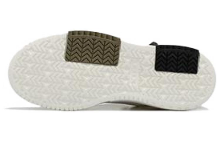 XTEP Abrasion Resistant Breathable Low top Skateboard Shoes Men's Beige Black