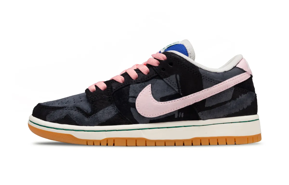Nike Dunk SB Disorder Suede Low top Skateboard Shoes Unisex Black Pink